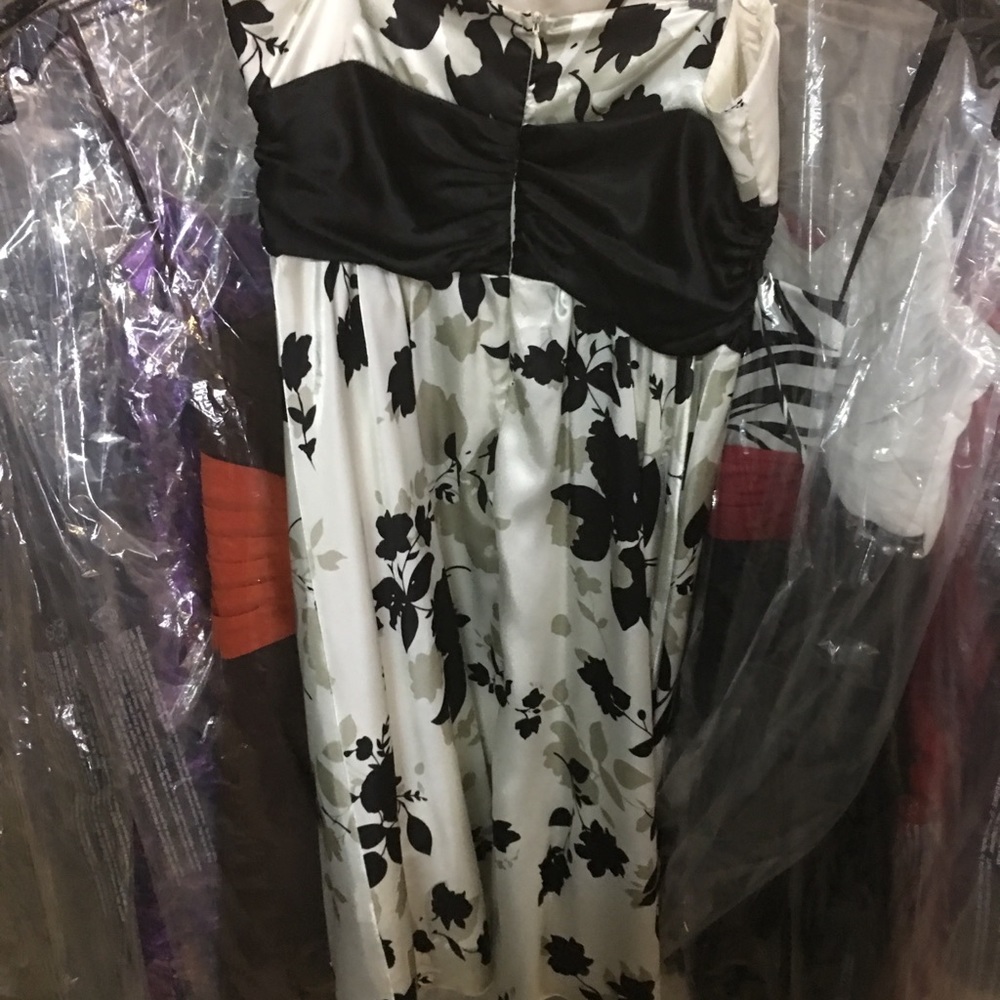 Short prom dress strapless